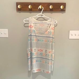 Maurices sz 2 Native print racer back tank top like new condition